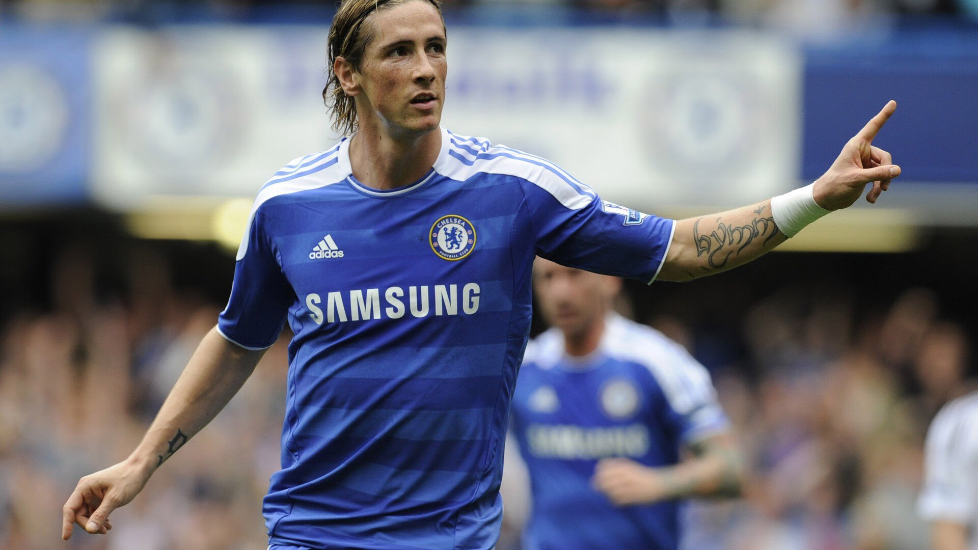 那一夜，金州的星光与世界的仰望，库里如何让年度焦点之战成为一个人的传奇